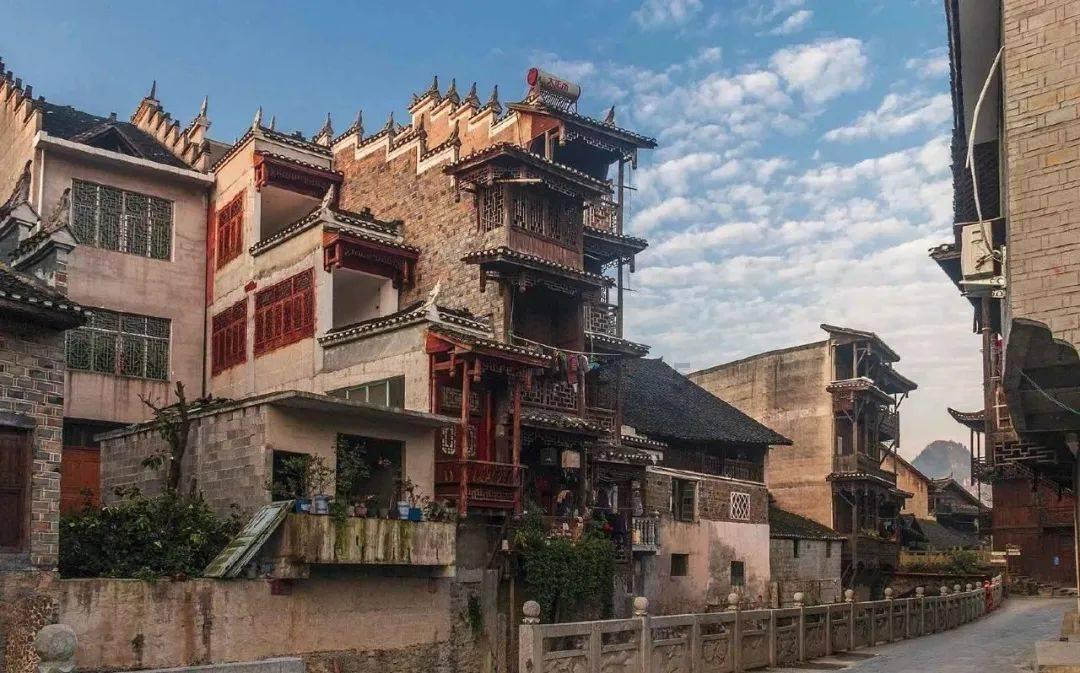 机智问答网页-别人都说我跟聪明。又很精明。可是我为什么依然很穷?相关的问题解答
